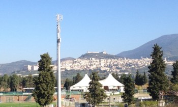 Antenne ad Assisi, non si gioca con la salute dei cittadini