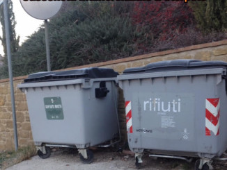Rifiuti, raccolta porta a porta, implementato servizio ad Assisi