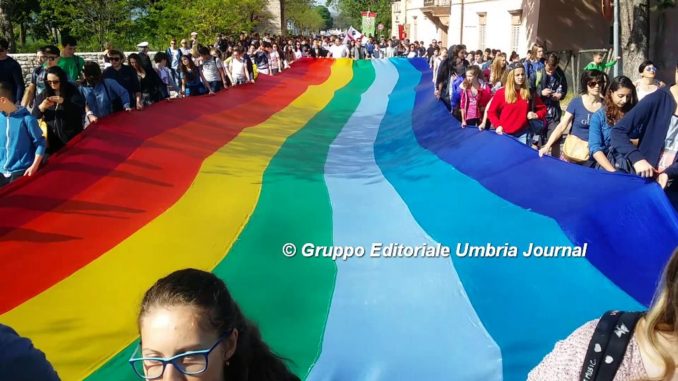 Marcia Pace a ottobre, contro muri ignoranza firmato manifesto ad Assisi