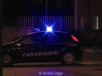 Furto in una bar a Santa Maria degli Angeli, ladri fuggono via