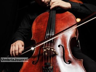 Musicista Illuminato, Assisi Suono Sacro sala Santa Chiarella