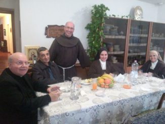 Nuova vita per un clochard salvato dal Vescovo e dalla Caritas di Assisi