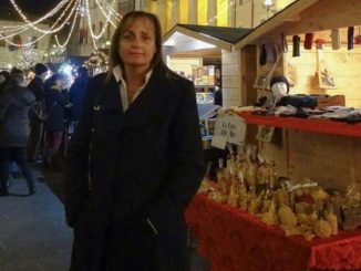 Serena Morosi furiosa contro assessora di Assisi, Claudia Travicelli