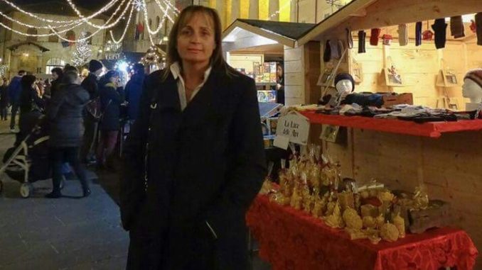 Serena Morosi furiosa contro assessora di Assisi, Claudia Travicelli