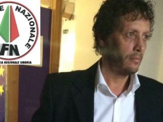 Giuseppe Castelli, segretario per l'Umbria del Fronte Nazionale, fa visita alla sezione Assisi