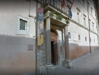 Cartellone Teatro Sacro la presentazione ad Assisi convegno studi