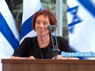 La figlia di Shimon Peres ad Assisi, firma accordo per pace e innovazione