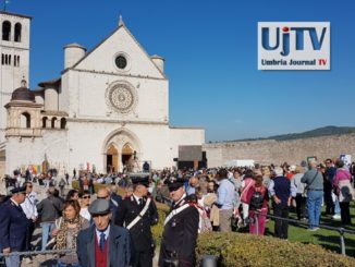 Gentiloni a frati Assisi, impegno per pace e solidarietà