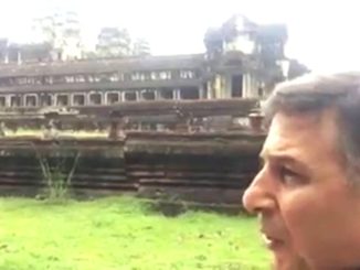 Padre Enzo Fortunato in Cambogia, ad Angkor Wat