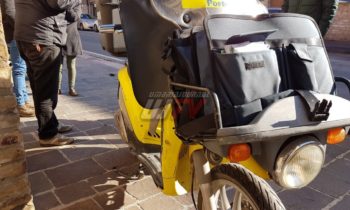 Incidente a Santa Maria, scontro tra scooter e auto, una donna ferita