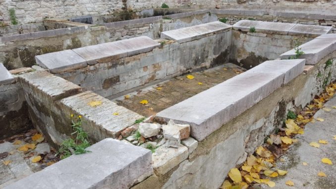 Assisi, non c’è freno al degrado ambientale, anche le piccole cose vengono trascurate