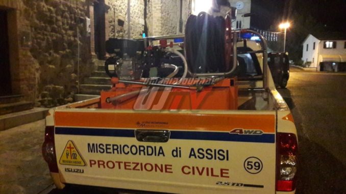 I Priori Serventi 2018 donano modulo antincendio a Misericordia Assisi