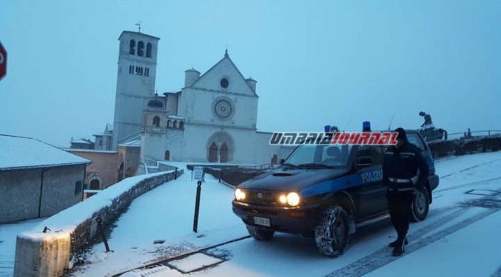 Neve Assisi e dintorni, Stoppini, mezzi in azione, tutto sotto controllo