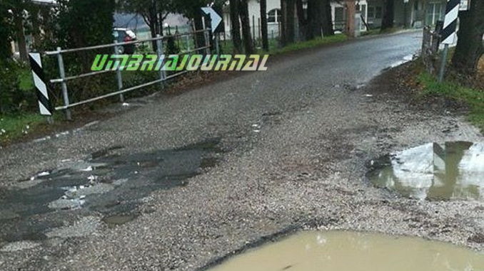 SP 250 strada pericolosa Rocca Sant’Angelo cittadini stufi parte petizione