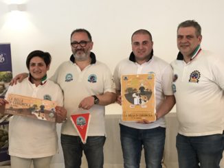 Fermate il Vespa Club Assisi, da  Assisi in Puglia Raduno Nazionale 