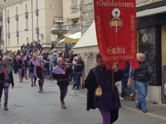 Calendimaggio Assisi 2018, ecco la competizione dei Balestrieri di Assisi, Gubbio e Sansepolcro
