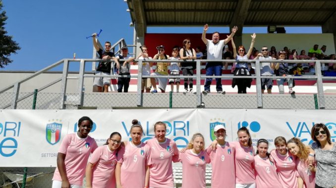 alunne-comprensivo assisi2 Alunne Assisi 2 di Santa Maria hanno partecipato al torneo nazionale "Ragazze in gioco"