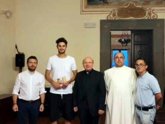 Andrea Ranocchia, calciatore dell'Inter, in visita al Museo della Memoria di Assisi
