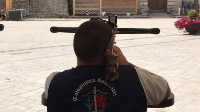 Balestrieri di Assisi vincono a San Sepolcro torneo balestra antica italiana