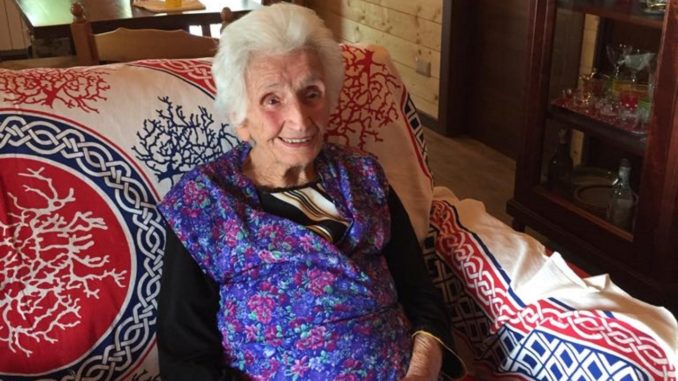 Terremoto, Nonna Peppina è tornata nella sua casetta di legno