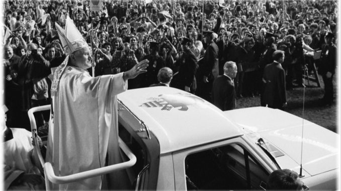 Spirito di Assisi tre giorni a ricordo dell’incontro voluto da Karol Wojtyla  