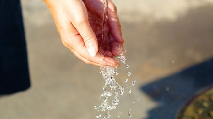 ontenere i consumi e gli sprechi d'acqua, emissione ordinanza