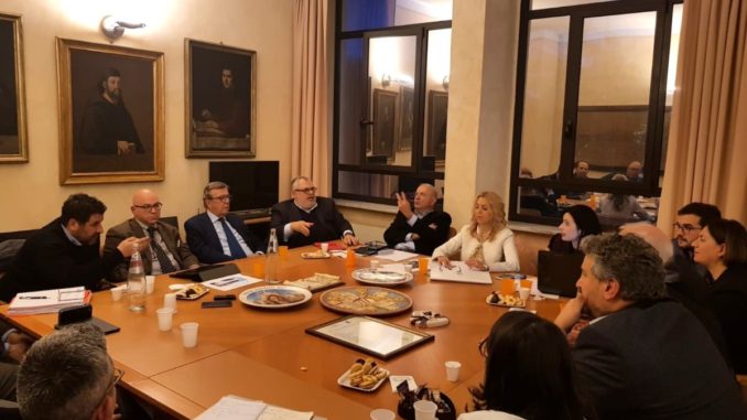 Aeroporto Assisi chiama in commissione Sase, Regione e Comune Perugia