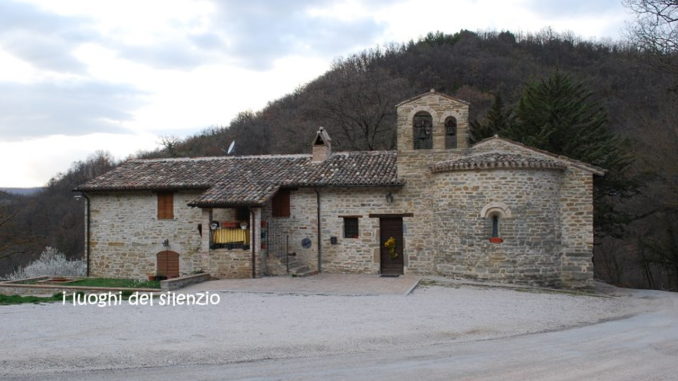 Passeggiata con Maria 2 giugno al santuario Madonna dei Tre Fossi Passeggiata con Maria 2 giugno al santuario Madonna dei Tre Fossi