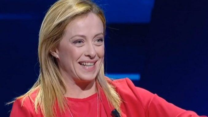 Arriva Giorgia Meloni a Santa Maria degli Angeli, comizio in piazza