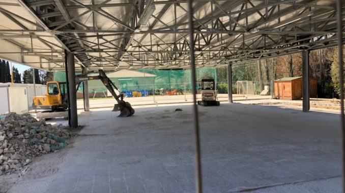 Lavori a Torchiagina, si stanno rifacendo i marciapiedi e nuova sede pro loco
