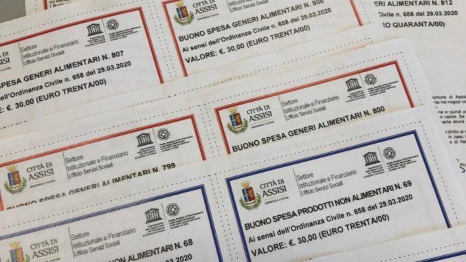 Buoni spesa a 295 famiglie, in difficoltàda covid 19, consegnati a prociv Buoni spesa a 295 famiglie, in difficoltàda covid 19, consegnati a prociv
