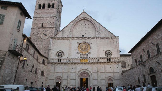 Assisi, modifiche alla circolazione per il Palio di San Rufino