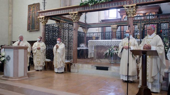 Solennità di Santa Chiara, presidente della Ceu ha presieduto la santa messa