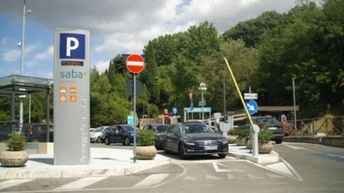 Gratis i primi 20 minuti di sosta  parcheggio di piazza Matteotti