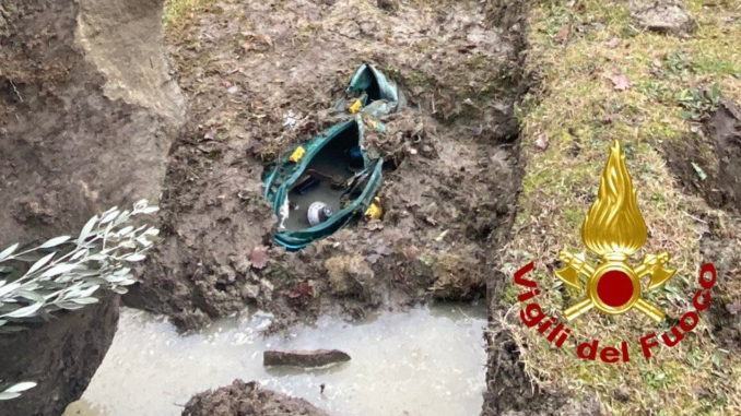 Fuga di gas a Paradiso di Assisi, cadono massi, danni a serbatoio gpl