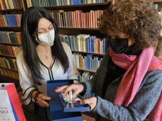 Assisi: visita sindaco Proietti alla tomba di Gemma Fortini in per ventennale