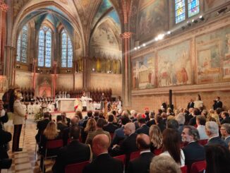 San Francesco, Zuppi, ‘mondo segnato da lupi e cittadini violenti, inquinato da troppo odio’