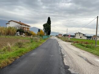 Lavori in via stradone a cura dei comuni di Assisi e Cannara