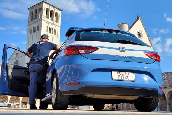 La polizia di Assisi denuncia cittadino ivoriano per furto e altri reati
