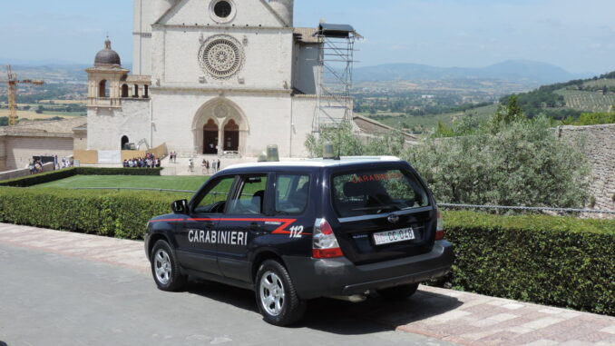 Al setaccio dei carabinieri di Assisi stazioni di autobus e ferroviarie Al setaccio dei carabinieri di Assisi stazioni di autobus e ferroviarie