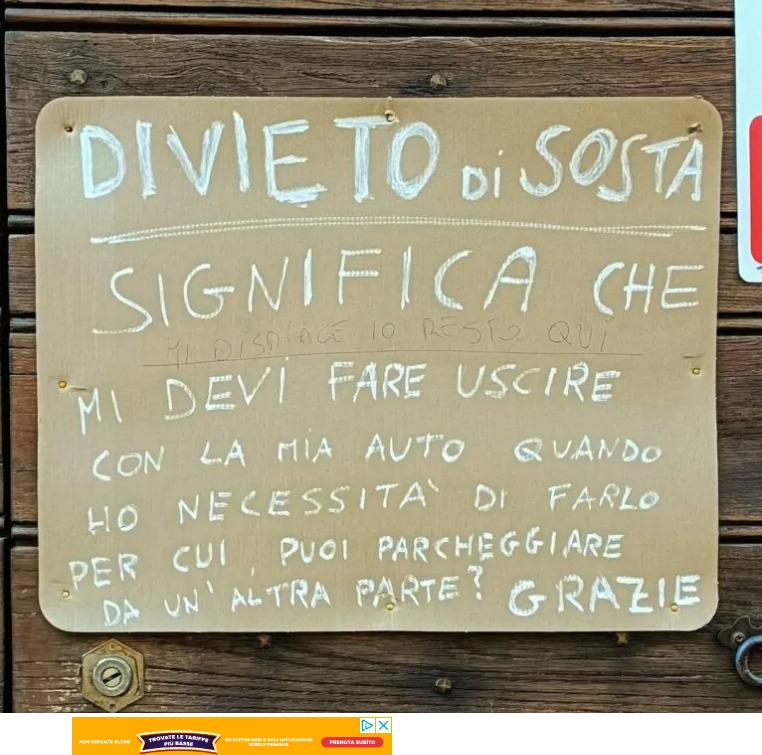Sosta selvaggia ad Assisi, un cartello esilarante racconta la storia