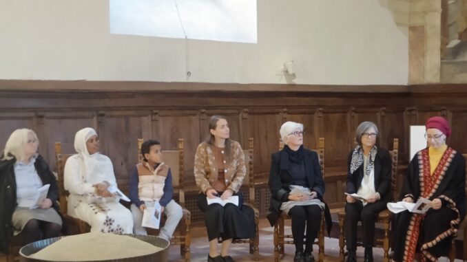 Preghiera interreligiosa ad Assisi: Donne, e loro voci per la pace