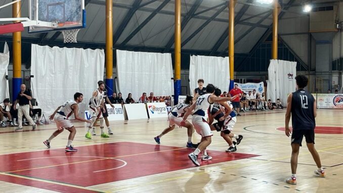 La Virtus reagisce e risponde presente: al PalaSir grande vittoria nel derby sul Basket Todi, 79-41 La Virtus reagisce e risponde presente: al PalaSir grande vittoria nel derby sul Basket Todi, 79-41