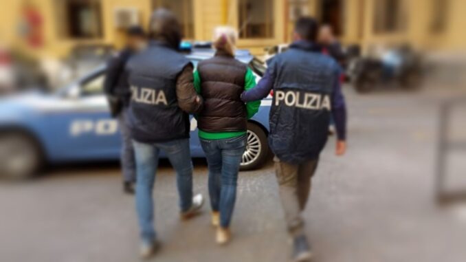 Arrestato 44enne per resistenza e lesioni a pubblico ufficiale Arrestato 44enne per resistenza e lesioni a pubblico ufficiale