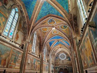 La Maestà di Cimabue rinasce il capolavoro dopo un anno restauro