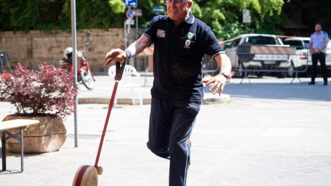 Petrignano d'Assi ospita il Campionato Coppie Lancio Formaggio