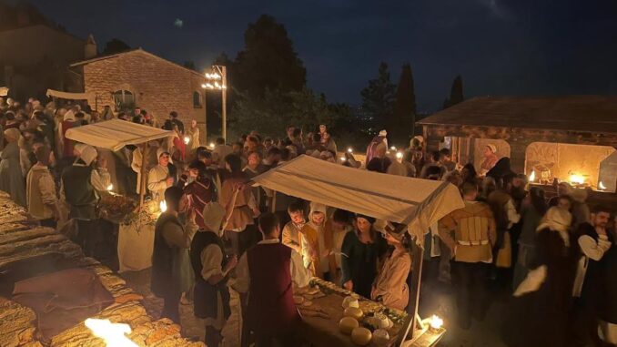 Assisi si Prepara per il Calendimaggio 2024: Rievocazioni e Sfide Medioevali