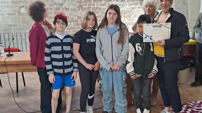 Avis di Assisi Celebra 10 Anni del Concorso Scolastico sulla Donazione del Sangue Diego Aristei, giornalista professionista, annuncia che la sezione dell'Avis di Assisi "Franco Aristei"