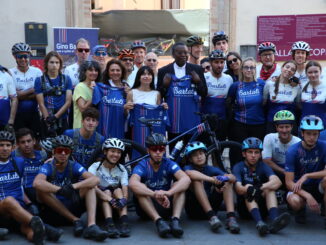 Ciclisti internazionali seguono orme Gino Bartali da Assisi a Firenze