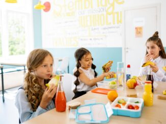 Iscrizioni aperte per servizi di mensa e trasporto scolastico